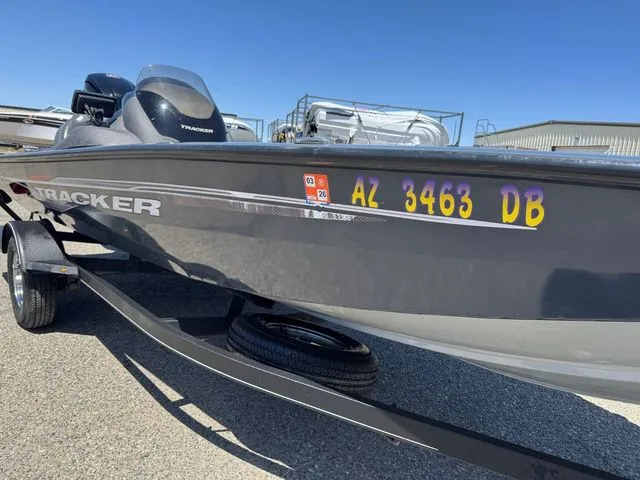 Slide: The Image of Tracker Pro Team 190 TX 2022 - 23