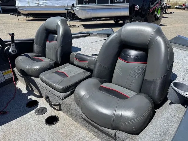 Slide: The Image of Tracker Pro Team 190 TX 2022 - 29