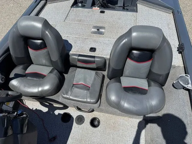 Slide: The Image of Tracker Pro Team 190 TX 2022 - 36