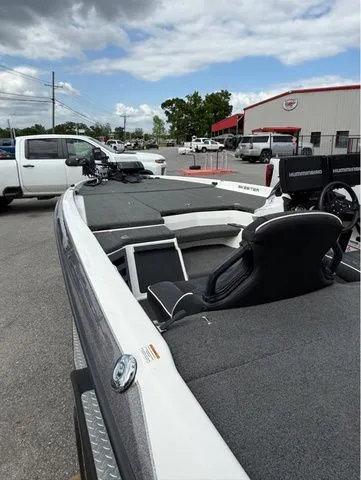 Slide: The Image of Skeeter ZXR21 2023 - 3