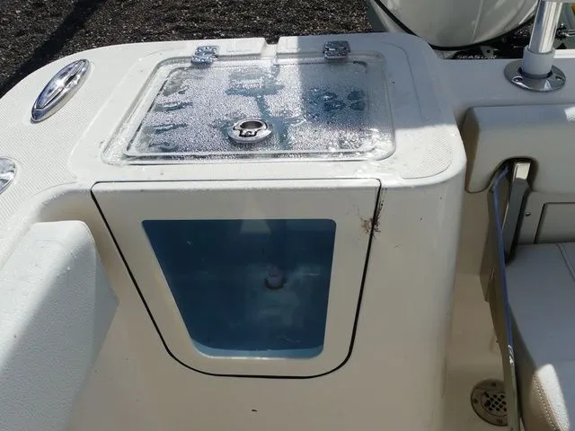 Slide: The Image of Bulls Bay 255 Center Console 2026 - 24