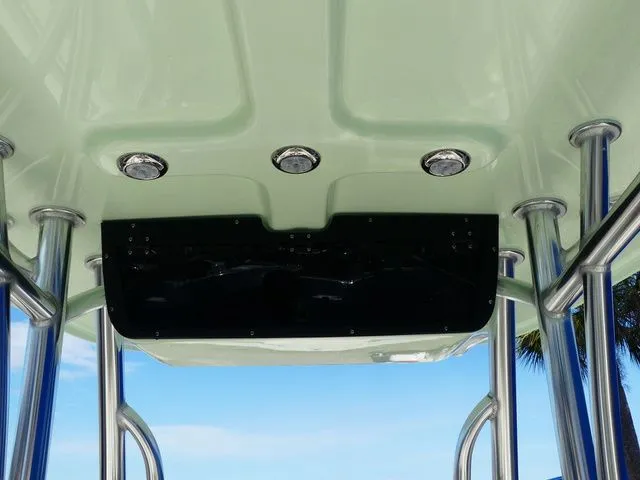 Slide: The Image of Bulls Bay 255 Center Console 2026 - 28
