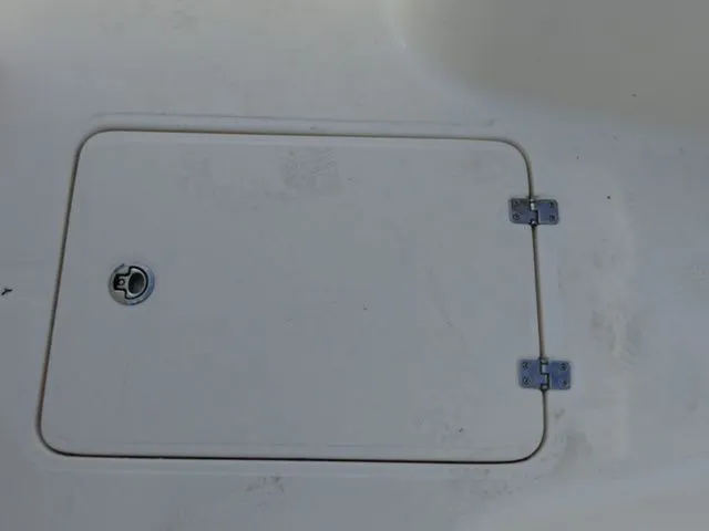 Slide: The Image of Bulls Bay 255 Center Console 2026 - 35