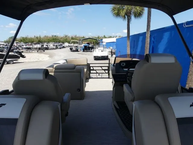 Slide: The Image of Starcraft SLS 5 2026 - 17