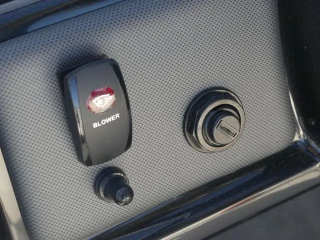 Slide: The Image of Yamaha SX190 2024 - 17