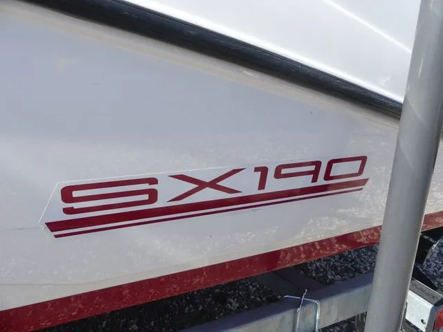 Slide: The Image of Yamaha SX190 2024 - 8