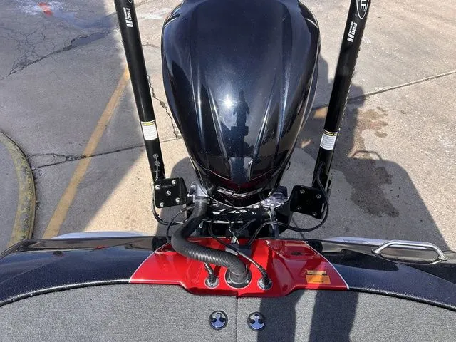 Slide: The Image of Skeeter ZXR21 2021 - 10