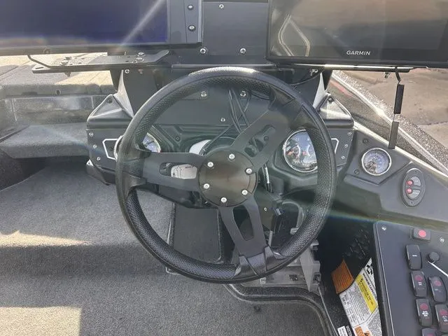 Slide: The Image of Skeeter ZXR21 2021 - 16