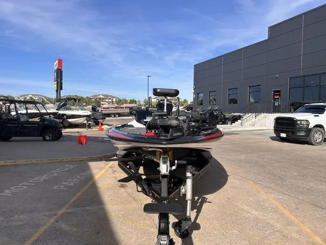 Slide: The Image of Skeeter ZXR21 2021 - 7