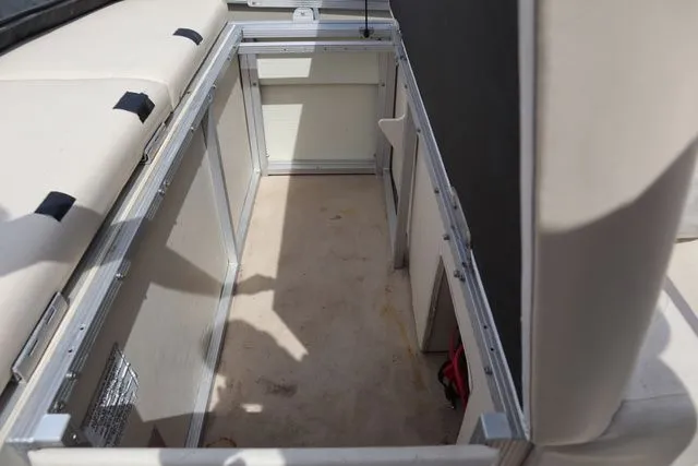 Slide: The Image of Bennington 2275 RL 2006 - 17