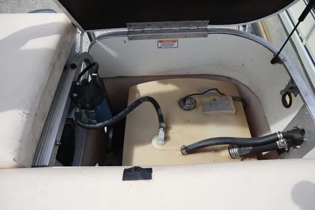 Slide: The Image of Bennington 2275 RL 2006 - 18