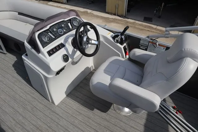 Slide: The Image of Godfrey 2086 C 2019 - 14