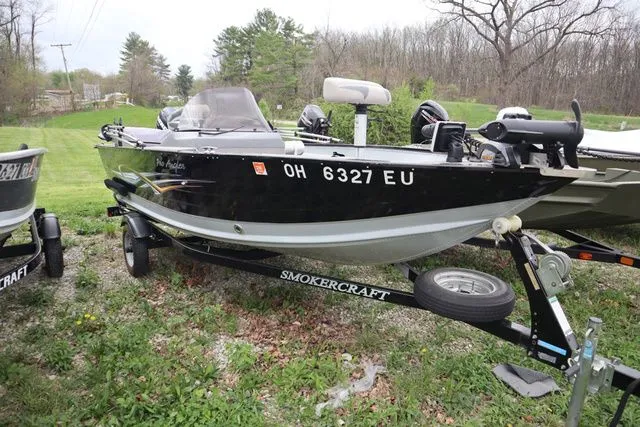 The Image of Smoker Craft Pro Angler 16 SC 2011 - 1