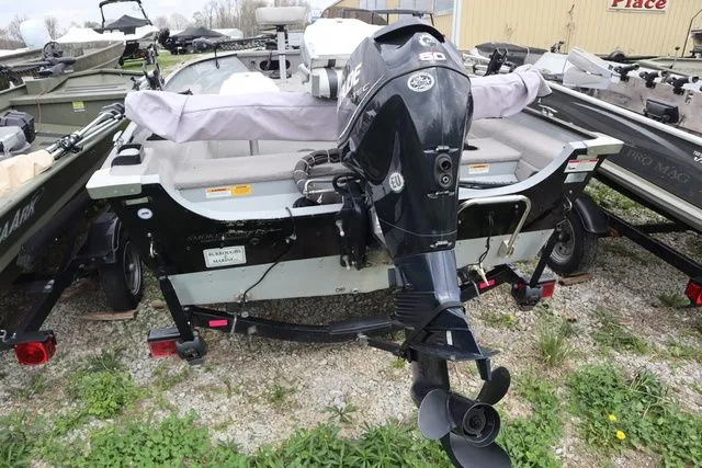 Slide: The Image of Smoker Craft Pro Angler 16 SC 2011 - 9