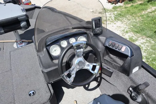 Slide: The Image of Lowe FM 165 Pro SC 2016 - 14