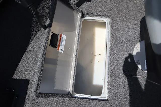 Slide: The Image of Lowe FM 165 Pro SC 2016 - 18