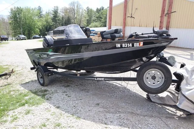 Slide: The Image of Lowe FM 165 Pro SC 2016 - 5