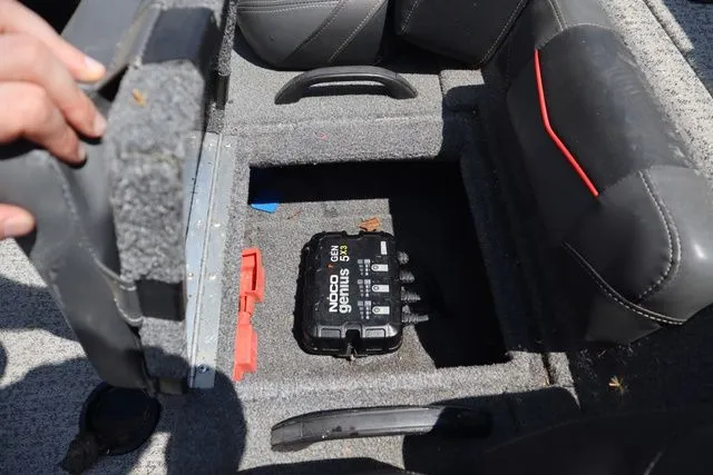 Slide: The Image of Tracker Pro Team 195 TXW 2022 - 6