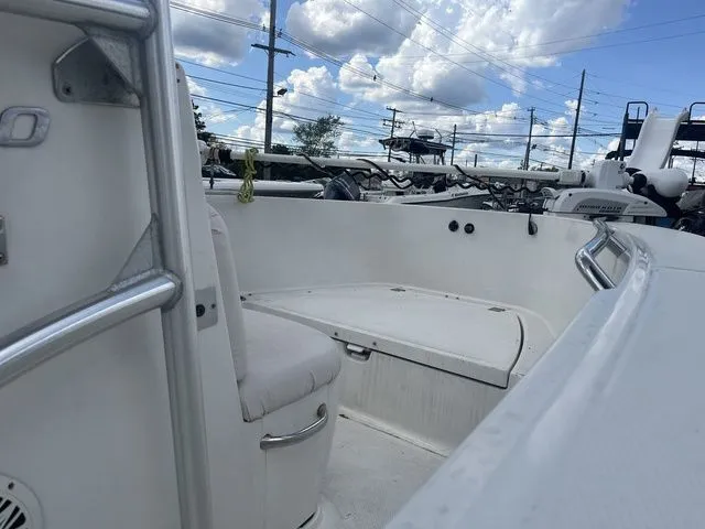 Slide: The Image of Robalo R180 Center Console 2012 - 7