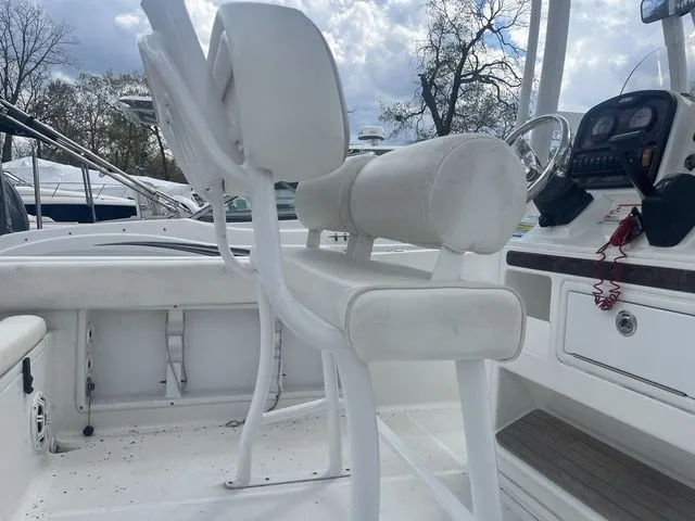 Slide: The Image of Sea Hunt Ultra 211 2013 - 6