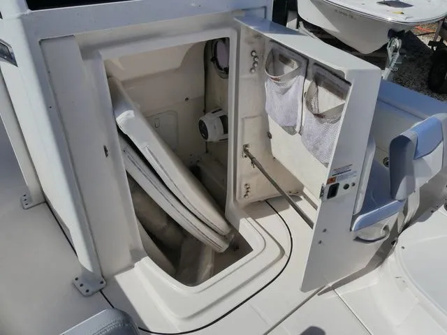 Slide: The Image of Robalo 266 Cayman 2023 - 22