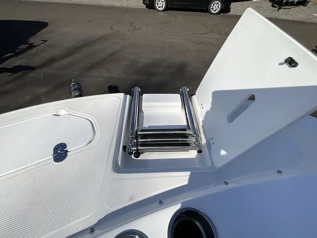 Slide: The Image of Hurricane SunDeck 191 OB 2021 - 15