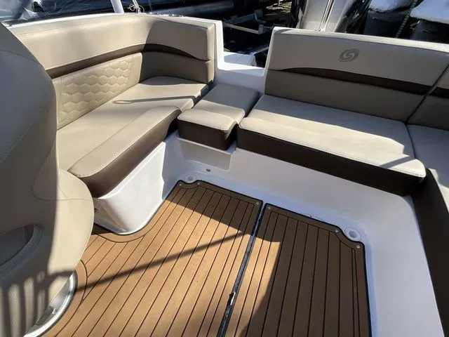 Slide: The Image of Hurricane SunDeck 191 OB 2021 - 24