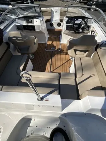 Slide: The Image of Hurricane SunDeck 191 OB 2021 - 5