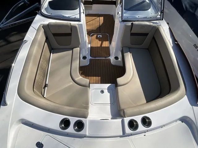 Slide: The Image of Hurricane SunDeck 191 OB 2021 - 8