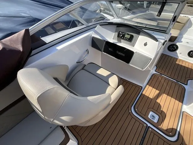 Slide: The Image of Hurricane SunDeck 191 OB 2021 - 9