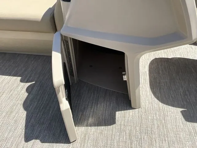 Slide: The Image of Godfrey Xperience 2286 SBX Sport Tube 27 In. Package 2026 - 11