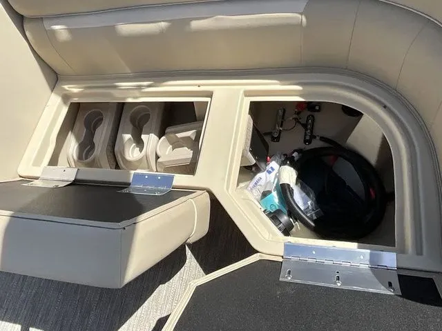 Slide: The Image of Godfrey Xperience 2286 SBX Sport Tube 27 In. Package 2026 - 17