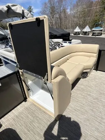 Slide: The Image of Godfrey Xperience 2286 SBX Sport Tube 27 In. Package 2026 - 7