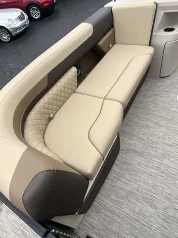 Slide: The Image of Godfrey Sweetwater 2286 SFL 27 in. Package 2026 - 26