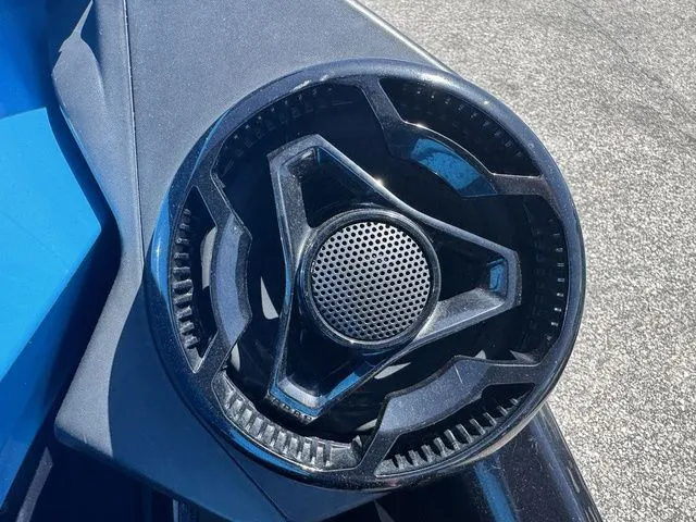 Slide: The Image of Sea-Doo RXT® 230 IBR & Sound System 2018 - 13