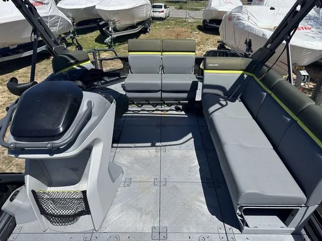 Slide: The Image of Sea-Doo Switch Fish 21 2025 - 8