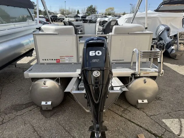 Slide: The Image of Princecraft Vectra 21 QL 2026 - 10