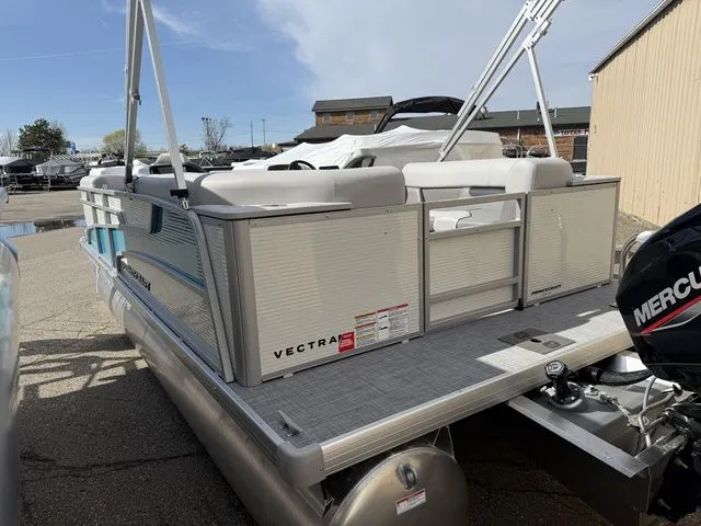 Slide: The Image of Princecraft Vectra 21 QL 2026 - 3