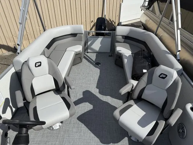 Slide: The Image of Princecraft Vectra 21 QL 2026 - 5