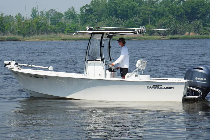 Slide: The Image of 2018 May-Craft 20 Cape Classic boat on water with Yamaha engine. - 4