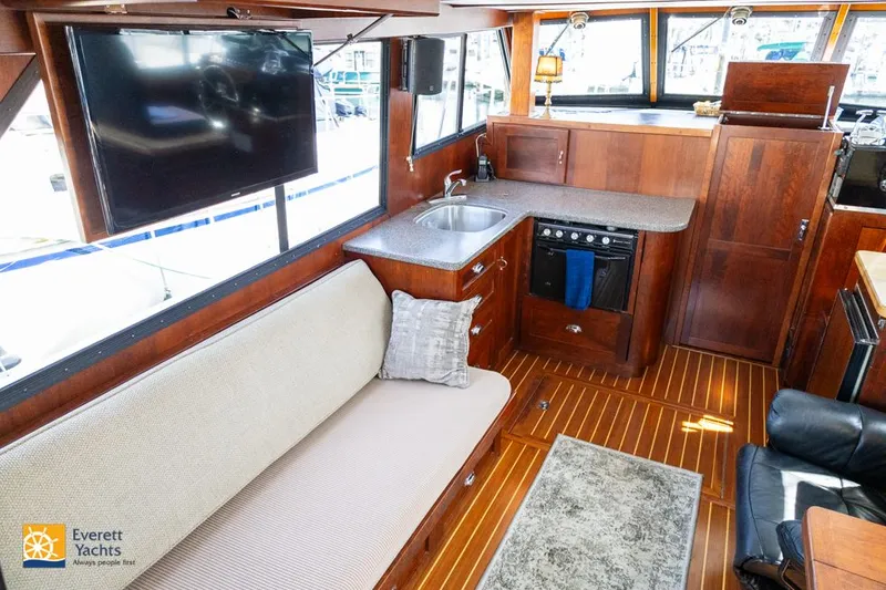 Slide: The Image of Tollycraft 34 Sedan 1971 - 10