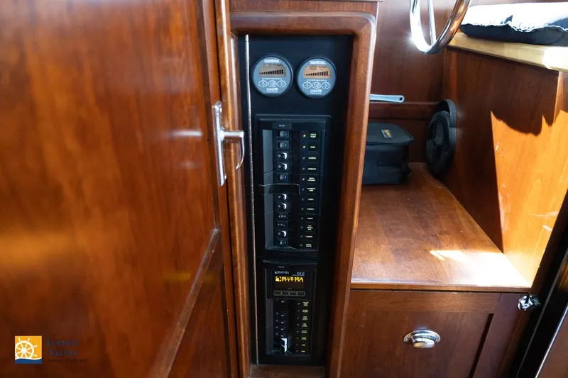 Slide: The Image of Tollycraft 34 Sedan 1971 - 18