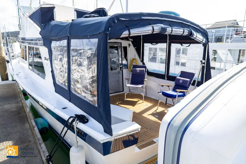 Slide: The Image of Tollycraft 34 Sedan 1971 - 25