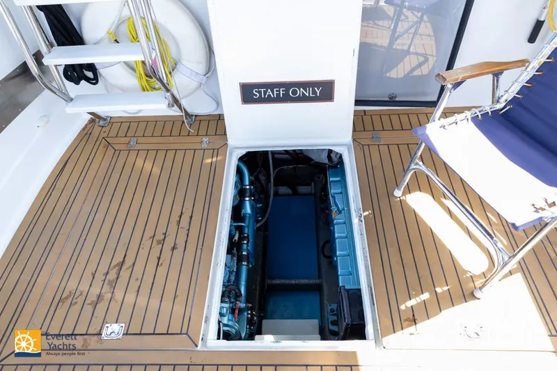 Slide: The Image of Tollycraft 34 Sedan 1971 - 29