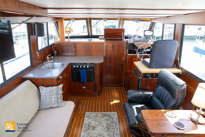 Slide: The Image of Tollycraft 34 Sedan 1971 - 3