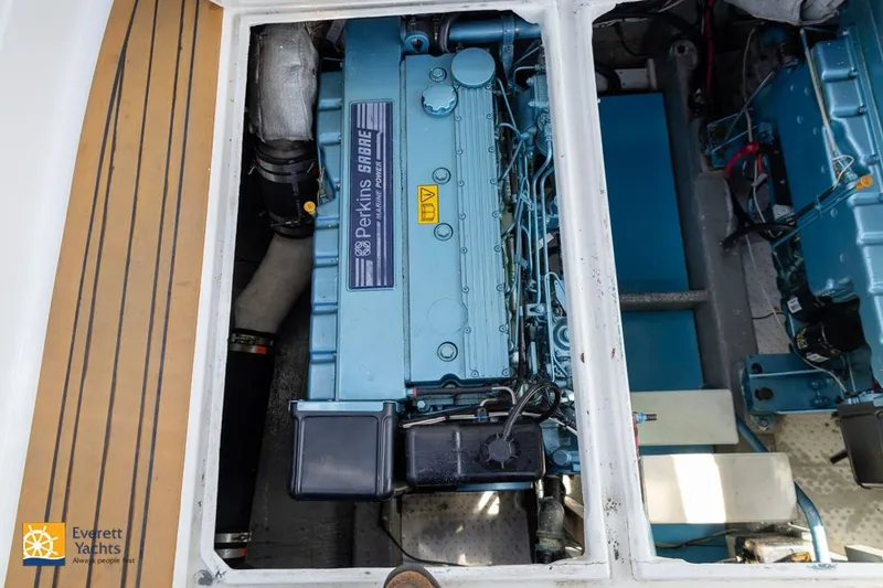 Slide: The Image of Tollycraft 34 Sedan 1971 - 31