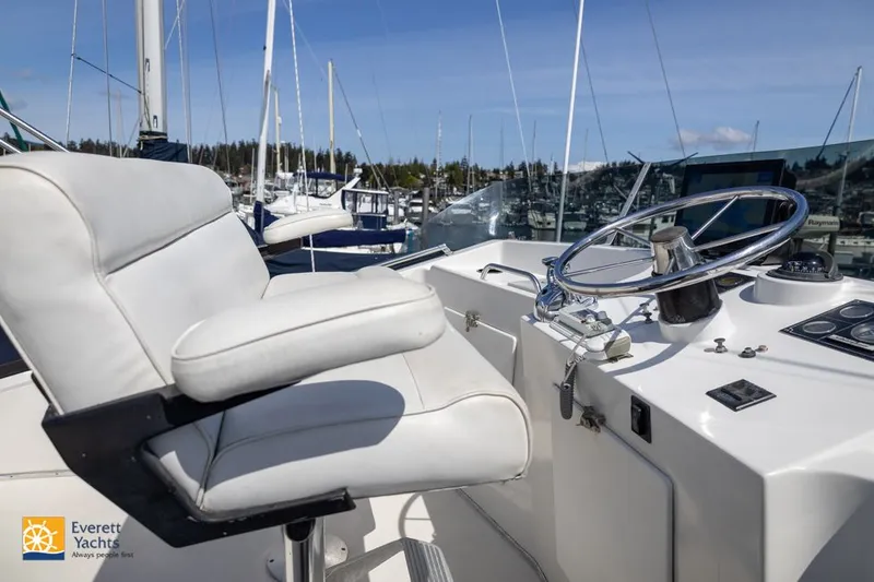 Slide: The Image of Tollycraft 34 Sedan 1971 - 49