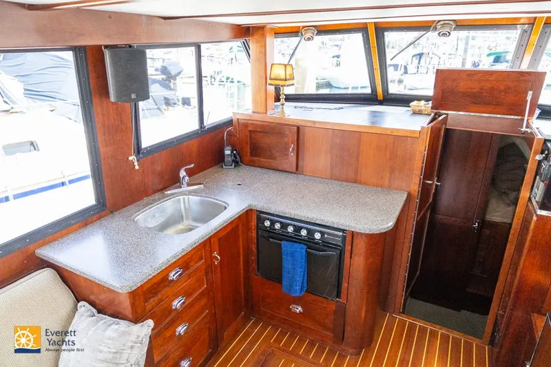 Slide: The Image of Tollycraft 34 Sedan 1971 - 5