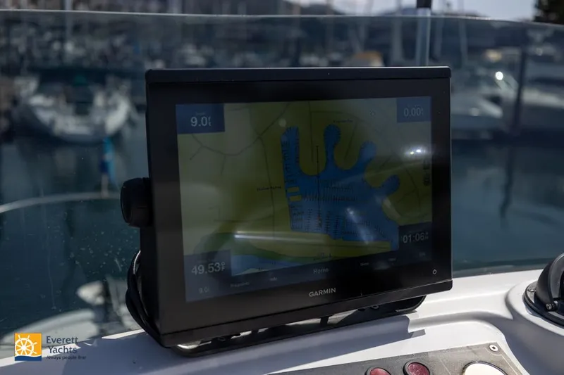 Slide: The Image of Tollycraft 34 Sedan 1971 - 54