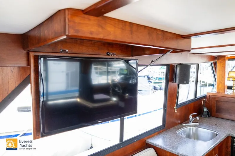 Slide: The Image of Tollycraft 34 Sedan 1971 - 8